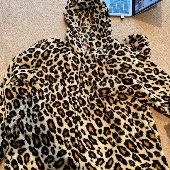 adult fuzzy pajama full length onesie - Picture 1 of 2